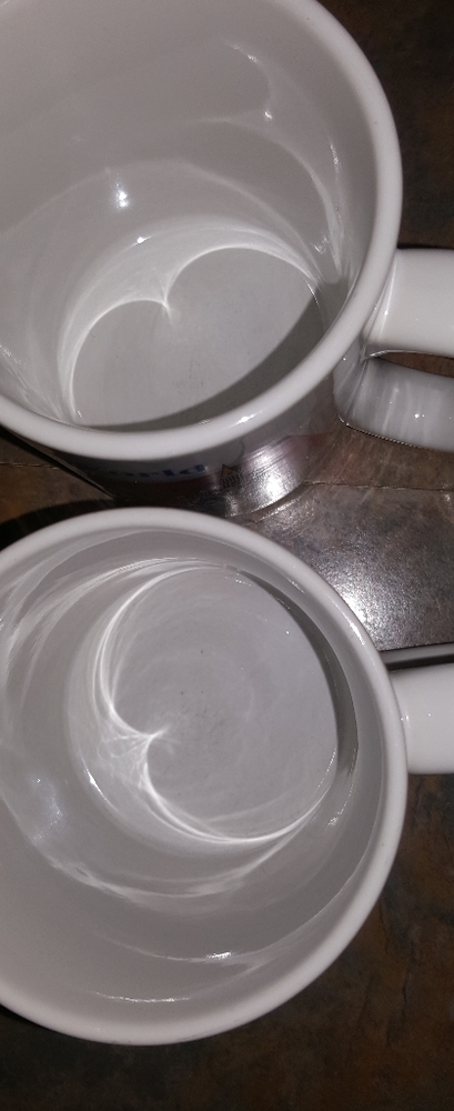DISNEY 90'S MATCHING COFFEE CUPS - Picture 4 of 5